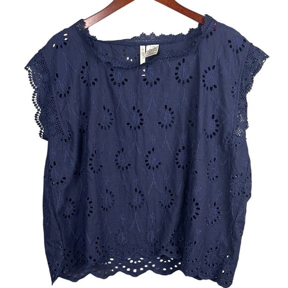 Forgotten Grace Plus Size Lace Trimmed Eyelet Blouse Navy Blue 100% Cotton NWOT - Picture 3 of 7